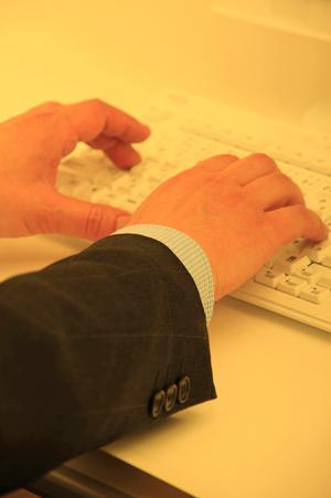 安心できる大容量ファイル送信を活用